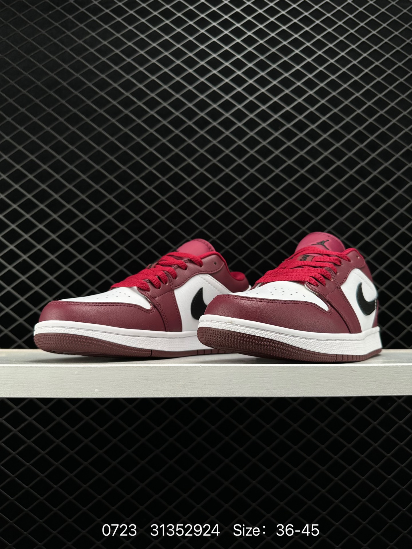 Nike Air Jordan 1 Low AJ1